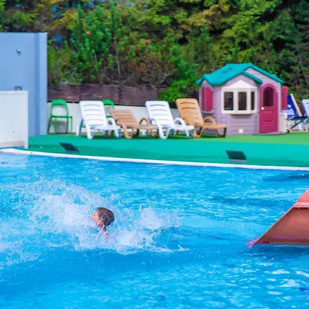 فندق مبيت وإفطار Aqua House 3*