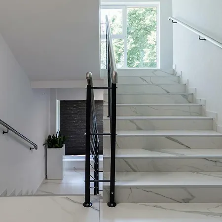 Aqua House 3*