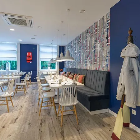住宿加早餐酒店 Aqua House 索波特