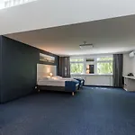 Aqua House 3*
