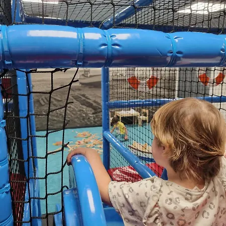 Aqua House לינה וארוחת בוקר