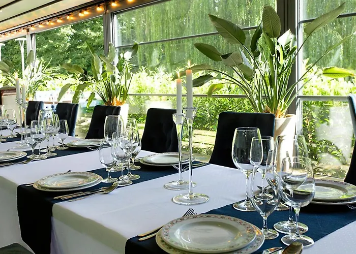 Aqua House 住宿加早餐酒店