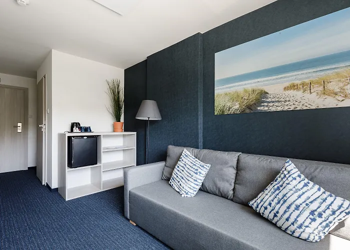 Aqua House Bed & Breakfast 3*